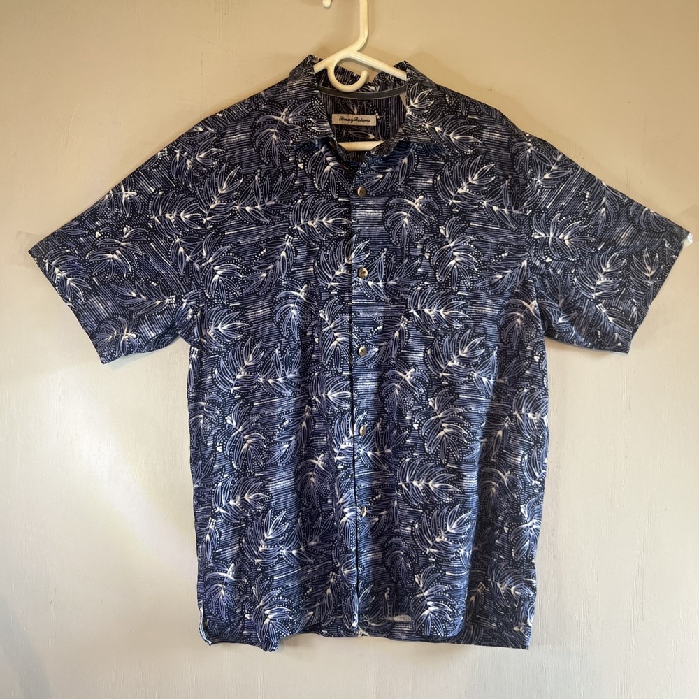 Tommy Bahama Hawaiian‎ 70% Silk 30% Polyester AOP Button Up Shirt- L